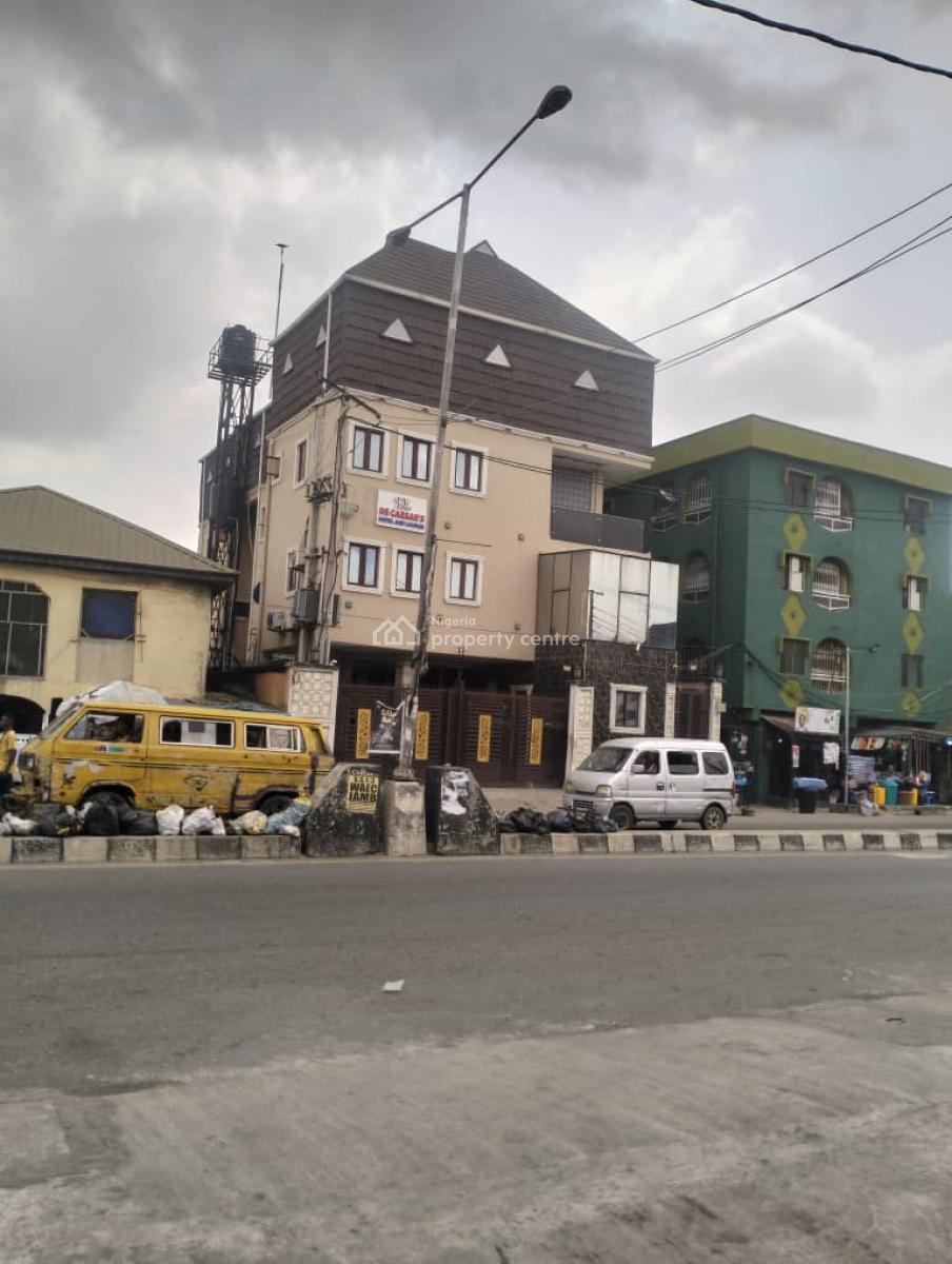 Functioning Hotel with Lounge, Ijesha, Surulere, Lagos, Hotel / Guest House for Sale