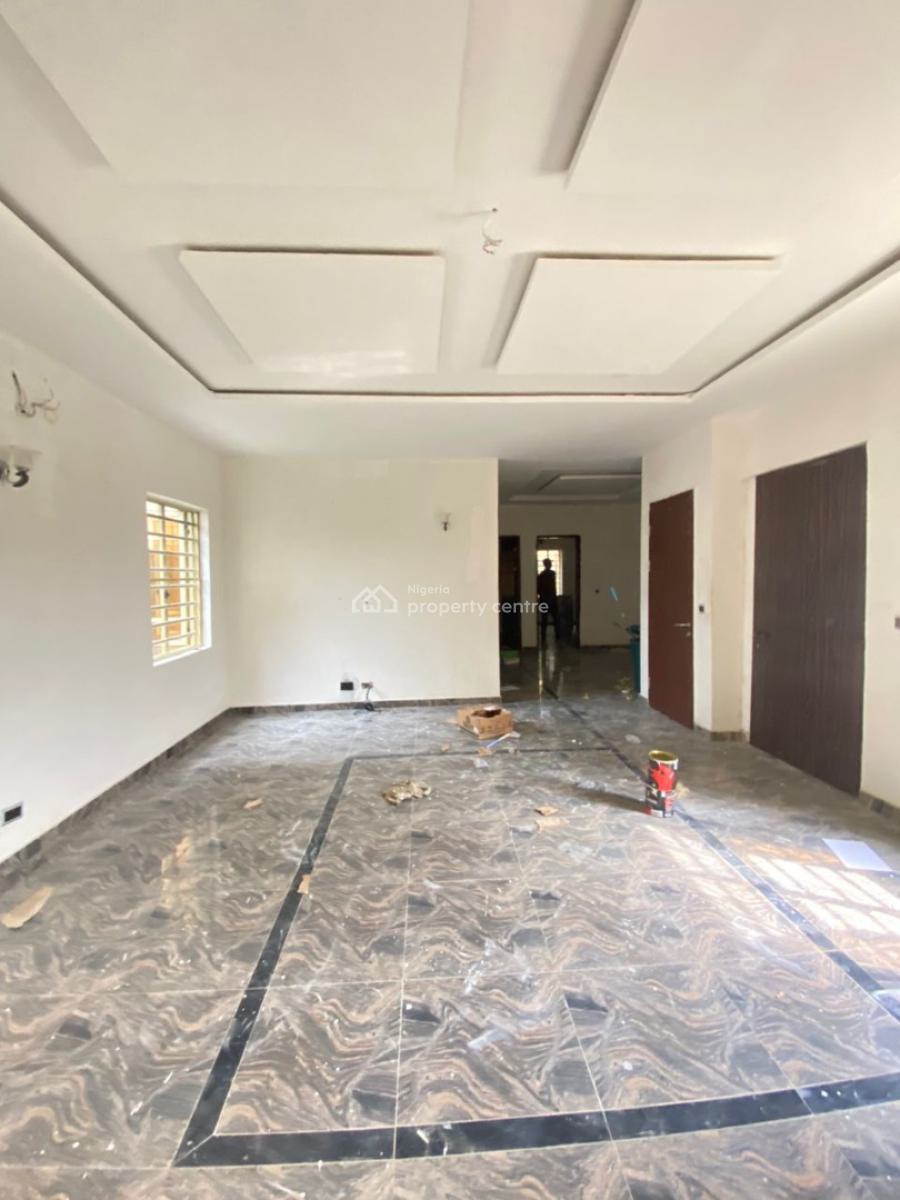 Spacious 2 Bedroom Apartment in an Estate, Chevron, Lekki, Lagos, Flat / Apartment for Rent