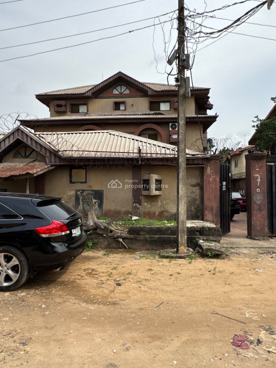 Renovatable Strong Standing Storey Building in a Residential Estate, Ajao Estate, Isolo, Lagos, House for Sale
