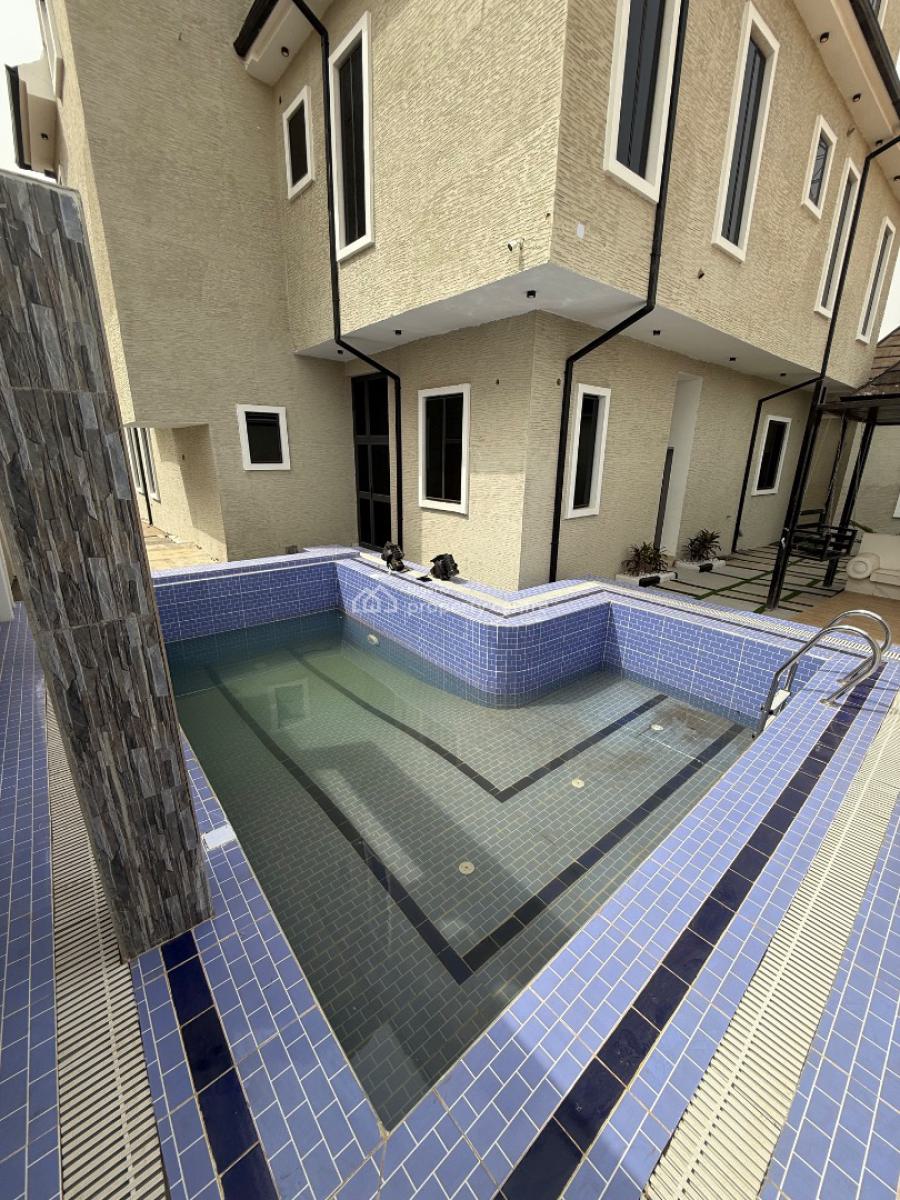 Premium Executive Home, Along Sunnyvale Road, Dakwo, Abuja, Detached Duplex for Sale