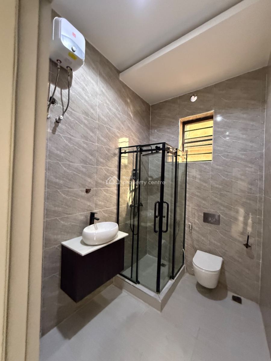 Premium Executive Home, Along Sunnyvale Road, Dakwo, Abuja, Detached Duplex for Sale