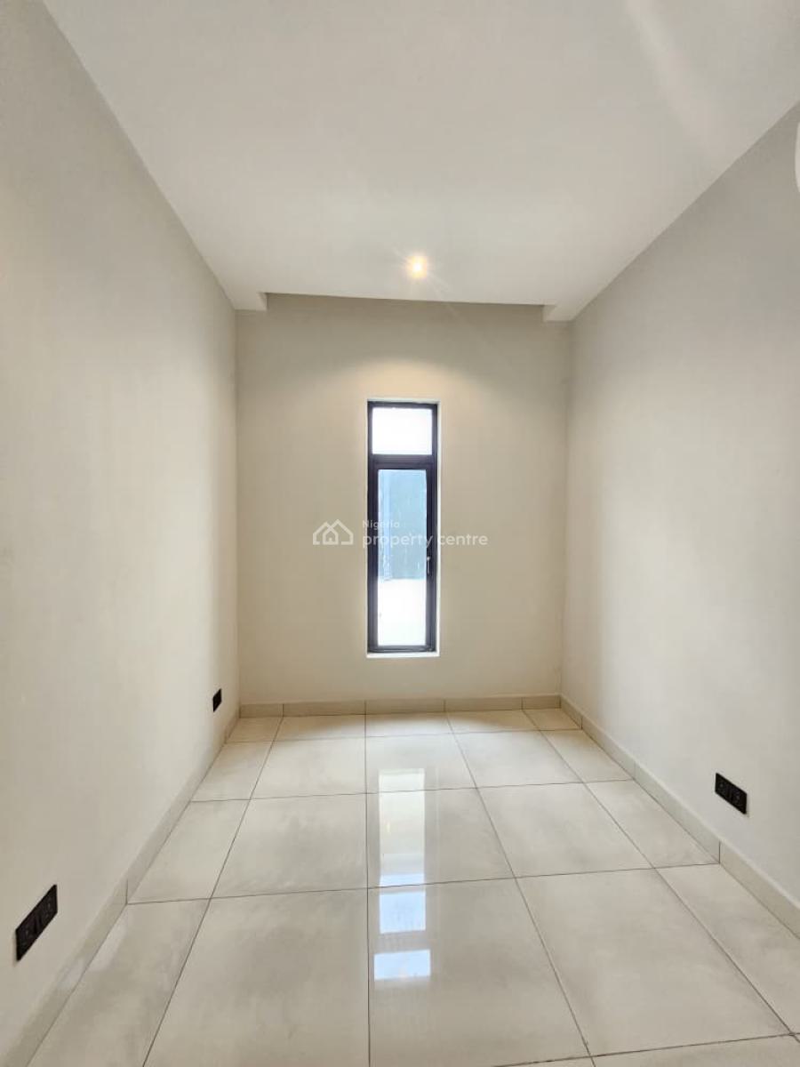 Classic 5 Bedrooms Fully Detached Duplex with Bq and Swimming Pool., Lekki Phase 1, Lekki, Lagos, Detached Duplex for Sale