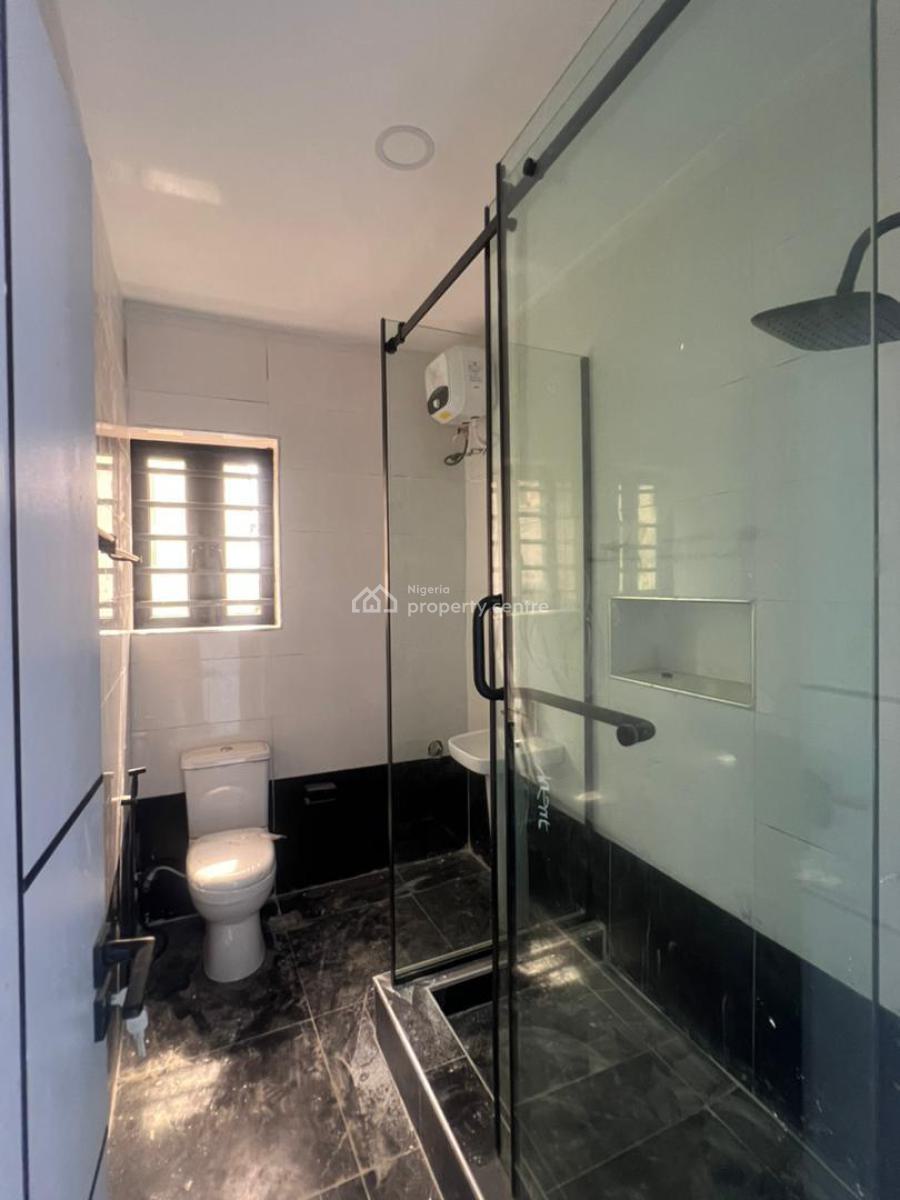 5 Bedroom Semi Detached Duplex with Bq, Gra Phase 1, Magodo, Lagos, Semi-detached Duplex for Sale