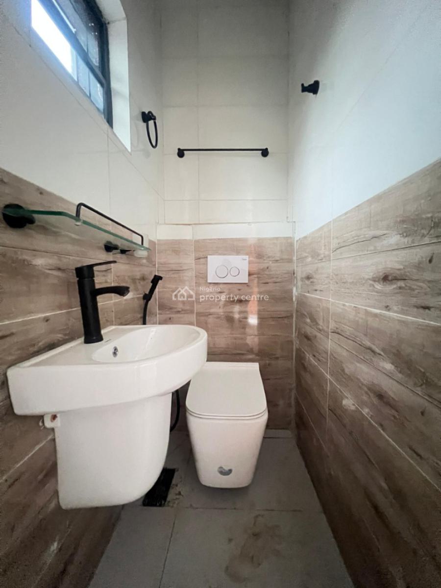 4 Bedroom Semi Detached Duplex, Gra Phase 1, Magodo, Lagos, Semi-detached Duplex for Sale