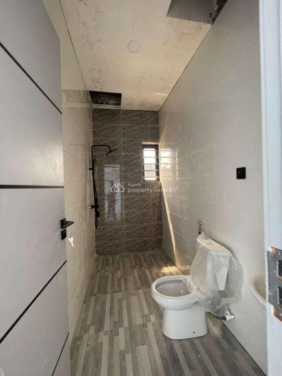 4 Bedrooms Terraced House with Bq, Gra, Ogudu, Lagos, Terraced Duplex for Sale