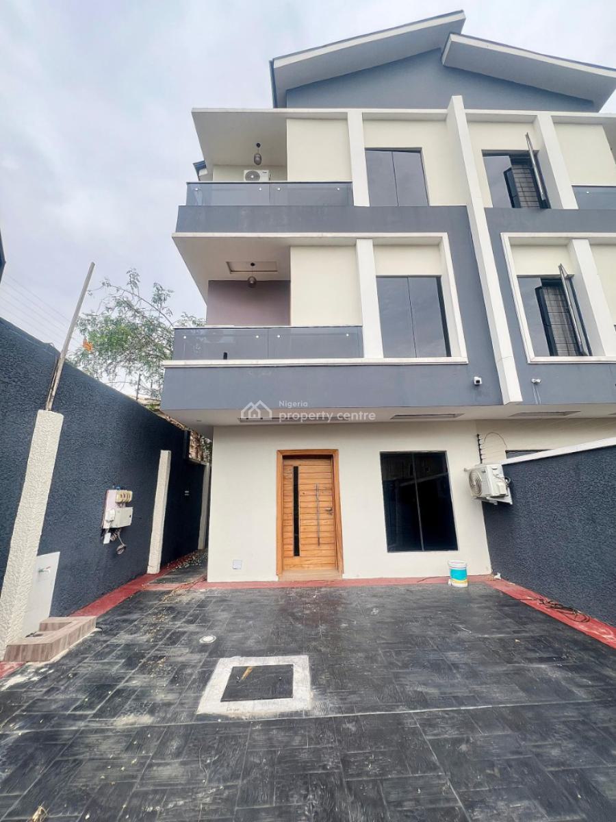 4 Bedrooms Semi Detached Duplex, Gra Phase 1, Magodo, Lagos, Semi-detached Duplex for Sale