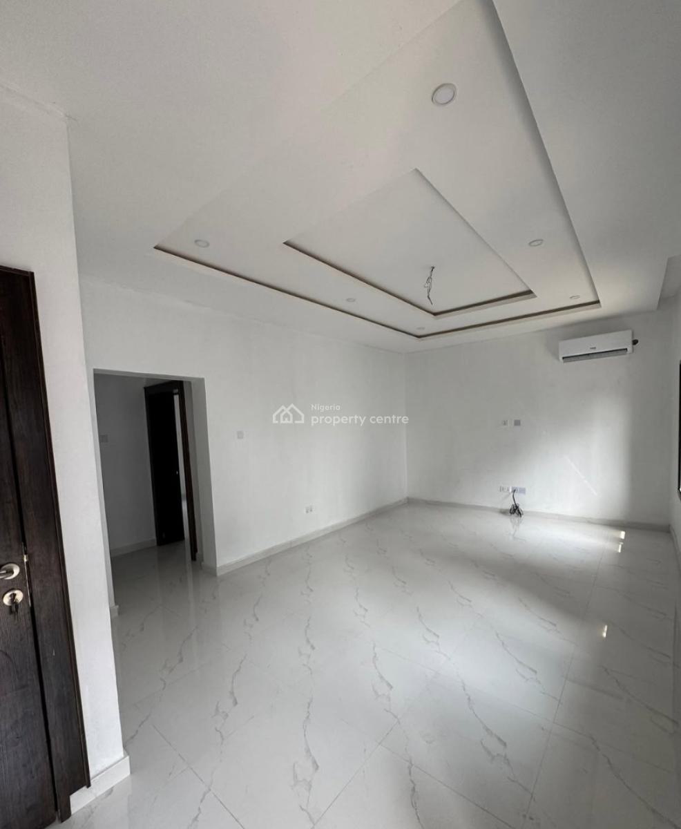 Serviced 2 Bedroom En-suite Flat with an Open Or Enclosed Fitted Kitch, Ikoyi, Lagos, Flat / Apartment for Rent