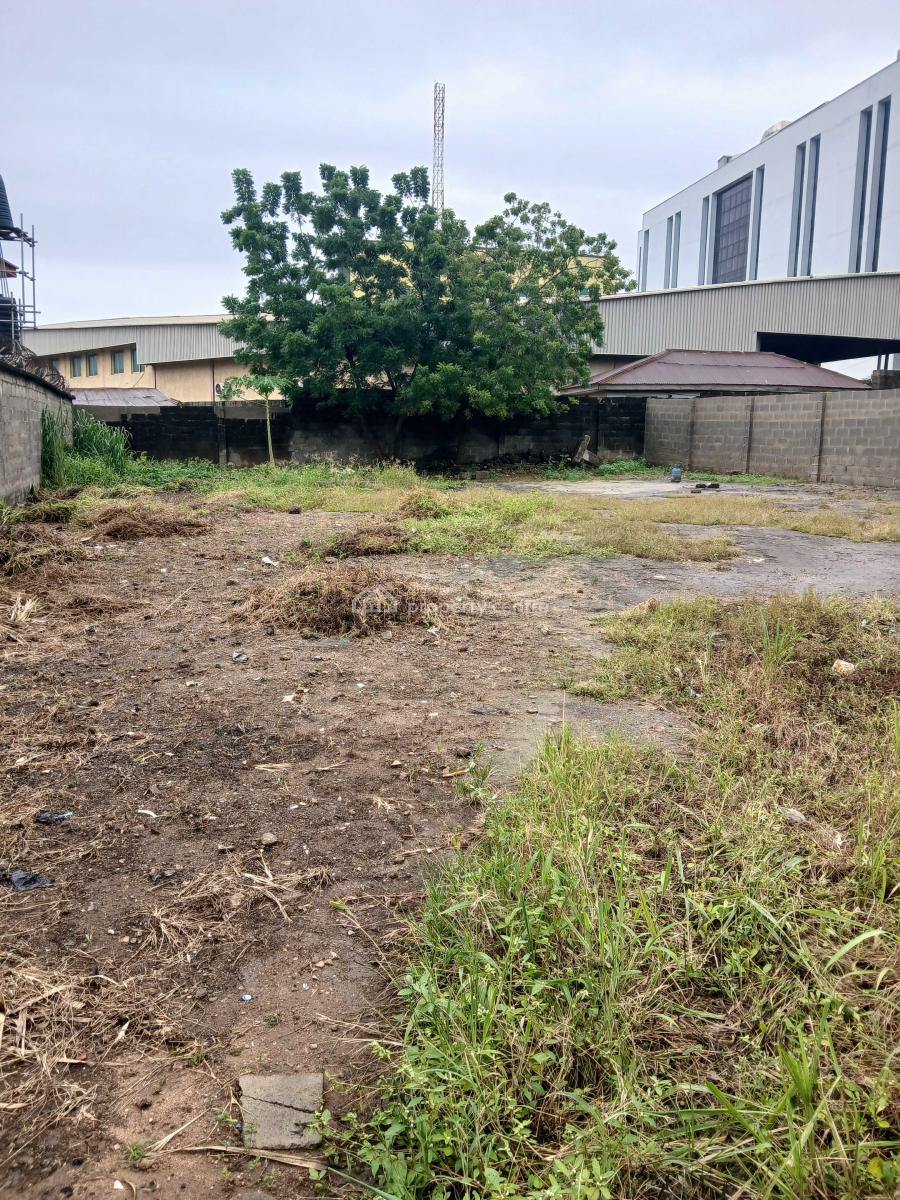 Land Measuring 1800sqm, Ikeja Gra, Ikeja, Lagos, Land for Sale