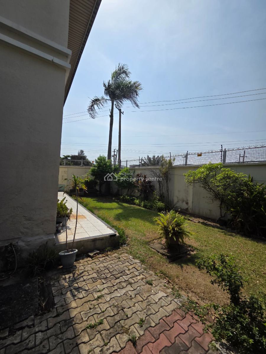 a Serviced 3 Bedroom Semi-detached Duplex with a Room Bq, Lekki Phase 1, Lekki, Lagos, Semi-detached Duplex for Rent