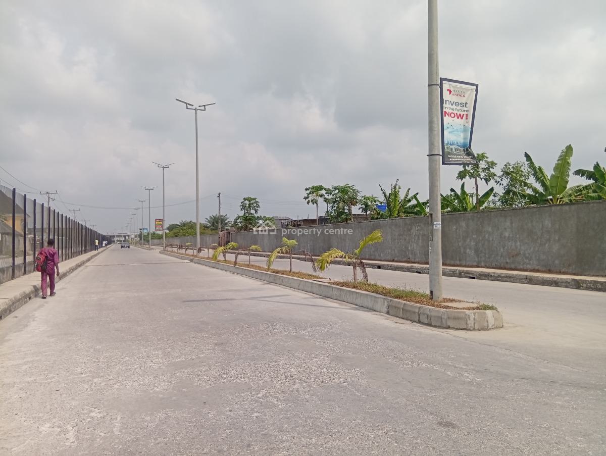 Flats Upstairs and Ground Floor on 200sqm, Royal Garden Estate, Lakowe, Ibeju Lekki, Lagos, Residential Land for Sale