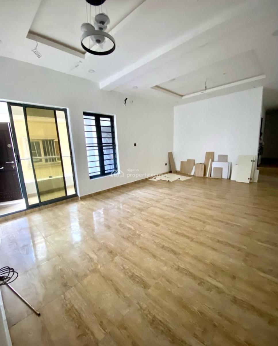 Serviced 2 Bedroom En-suite Flat with an Enclosed Fitted Kitchen, Cook, Ikate, Lekki, Lagos, Flat / Apartment for Rent