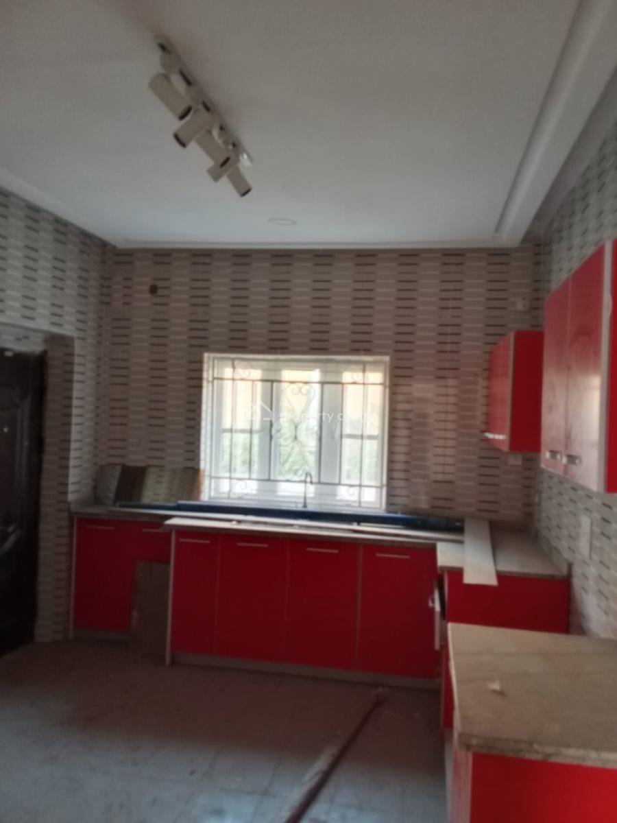 Luxury 3 Bedroom Block of Flat, Guzape Main, Guzape District, Abuja, Flat / Apartment for Rent