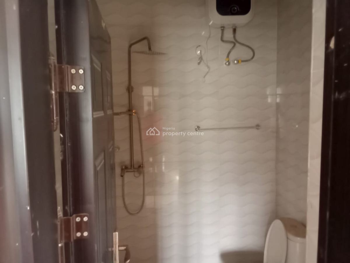 Luxury 3 Bedroom Block of Flat, Guzape Main, Guzape District, Abuja, Flat / Apartment for Rent