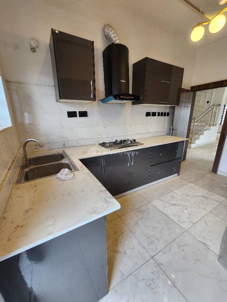 Spacious Massive Luxruy 4bedroom Trecc Wit Bq, Secure Estate Salem Ilasan  Ikate Lagos, Lekki, Lagos, Flat / Apartment for Rent