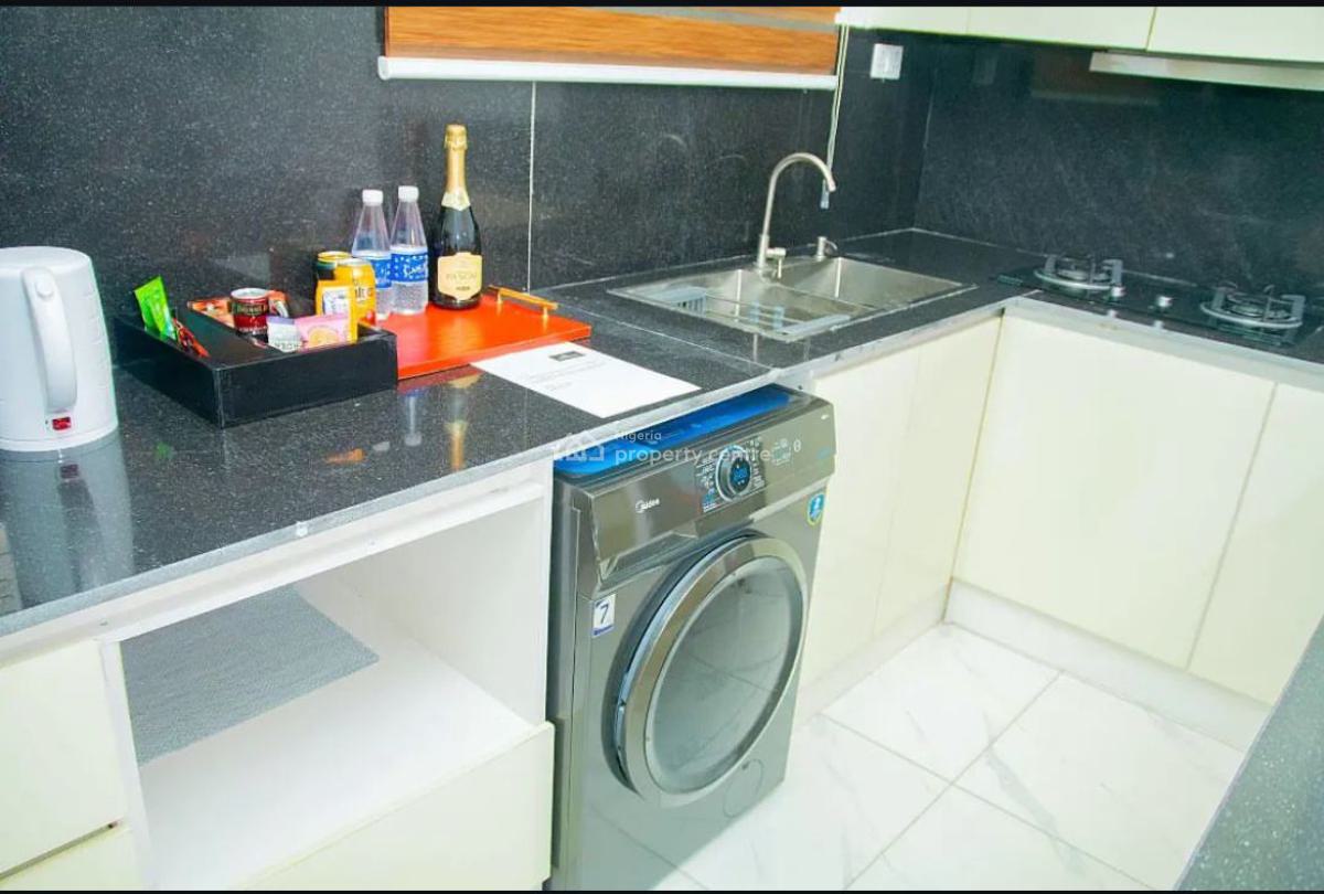 Luxury 1 Bedroom Duplex with Spacious Balcony, Off Admiralty Road, Lekki Phase 1, Lekki, Lagos, Flat / Apartment Short Let