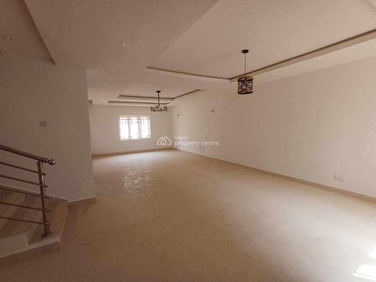 Brand New Spacious 4 Bedroom Semi-detached Duplex with Bq, Guzape District, Abuja, Semi-detached Duplex for Rent
