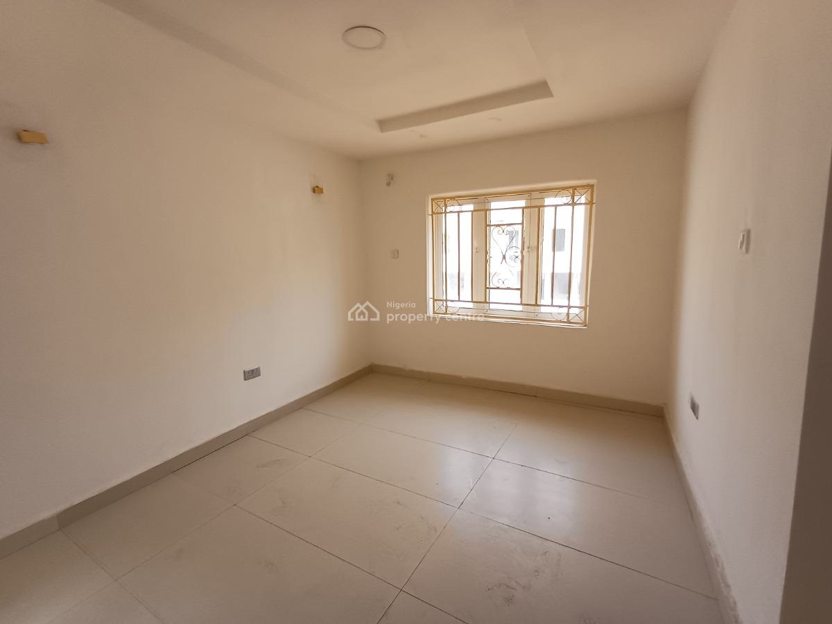 Brand New Spacious 4 Bedroom Semi-detached Duplex with Bq, Guzape District, Abuja, Semi-detached Duplex for Rent