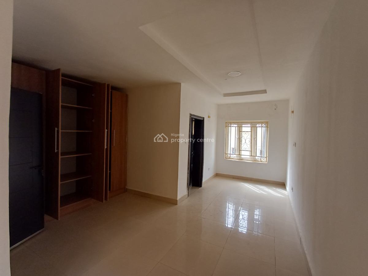 Brand New Spacious 4 Bedroom Semi-detached Duplex with Bq, Guzape District, Abuja, Semi-detached Duplex for Rent