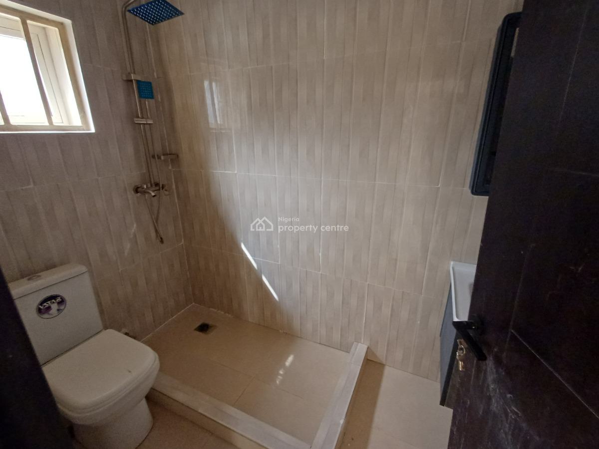 Brand New Spacious 4 Bedroom Semi-detached Duplex with Bq, Guzape District, Abuja, Semi-detached Duplex for Rent