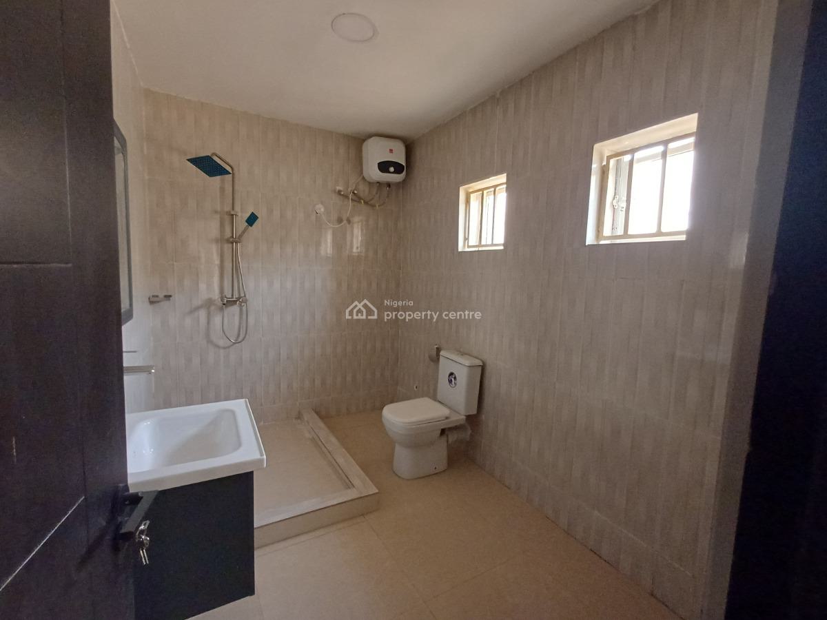 Brand New Spacious 4 Bedroom Semi-detached Duplex with Bq, Guzape District, Abuja, Semi-detached Duplex for Rent