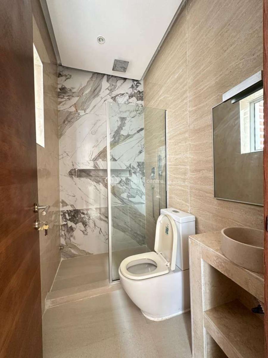 Neatly Built 3 Bedroom Apartment with Bq, Ikoyi, Lagos, Flat / Apartment for Rent