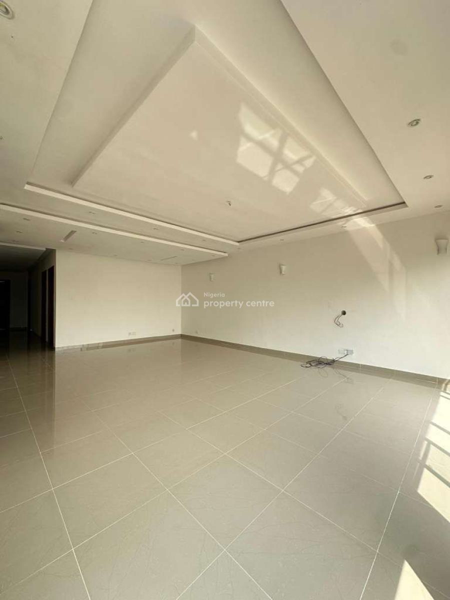 Neatly Built 3 Bedroom Apartment with Bq, Ikoyi, Lagos, Flat / Apartment for Rent