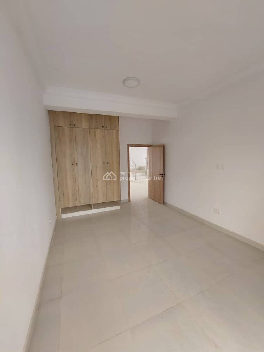 Fully Serviced 5-bedroom Semi Detached House with a Bq, Western Foreshore Estate, Osapa, Lekki, Lagos, Semi-detached Duplex for Rent
