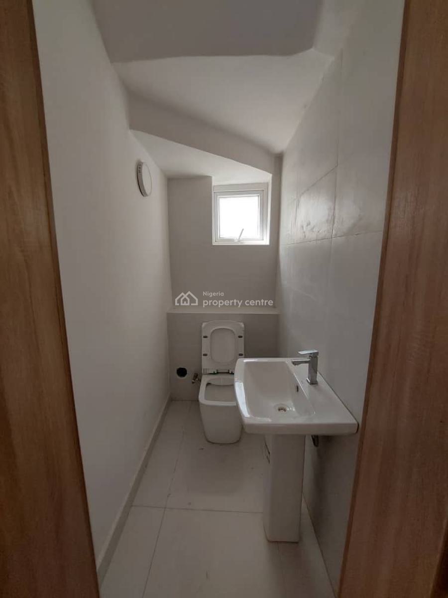 Fully Serviced 5-bedroom Semi Detached House with a Bq, Western Foreshore Estate, Osapa, Lekki, Lagos, Semi-detached Duplex for Rent