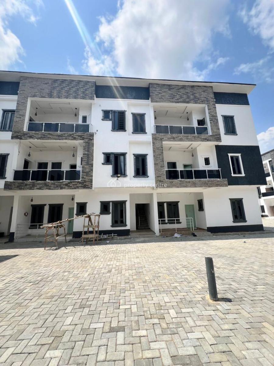 2 Bedroom Apartment, Mobile Road, Ilaje, Ajah, Lagos, Flat / Apartment for Sale