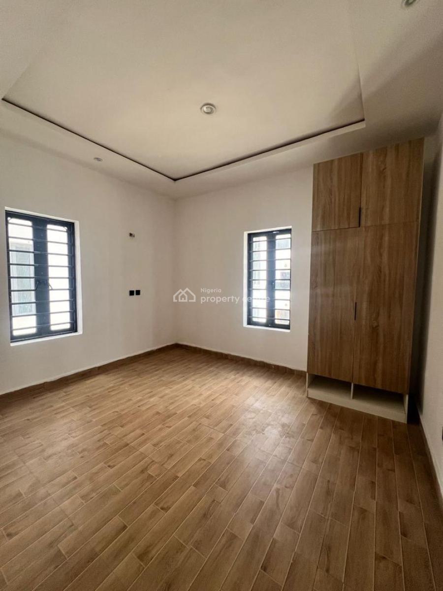 2 Bedroom Apartment, Mobile Road, Ilaje, Ajah, Lagos, Flat / Apartment for Sale
