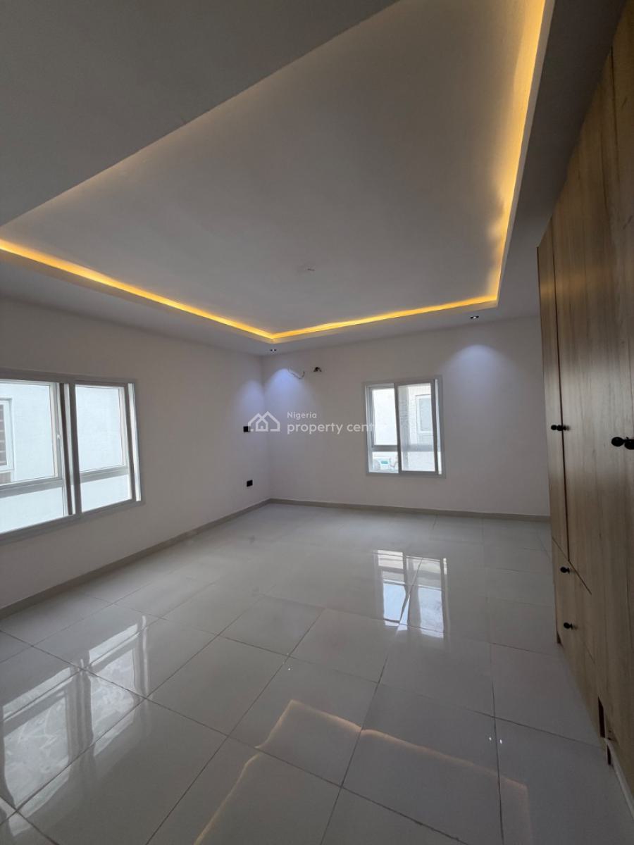 6 Bedroom Duplex in Western Foreshore Estate, Western Foreshore Estate , Lekki, Lekki, Lagos, Semi-detached Duplex for Rent
