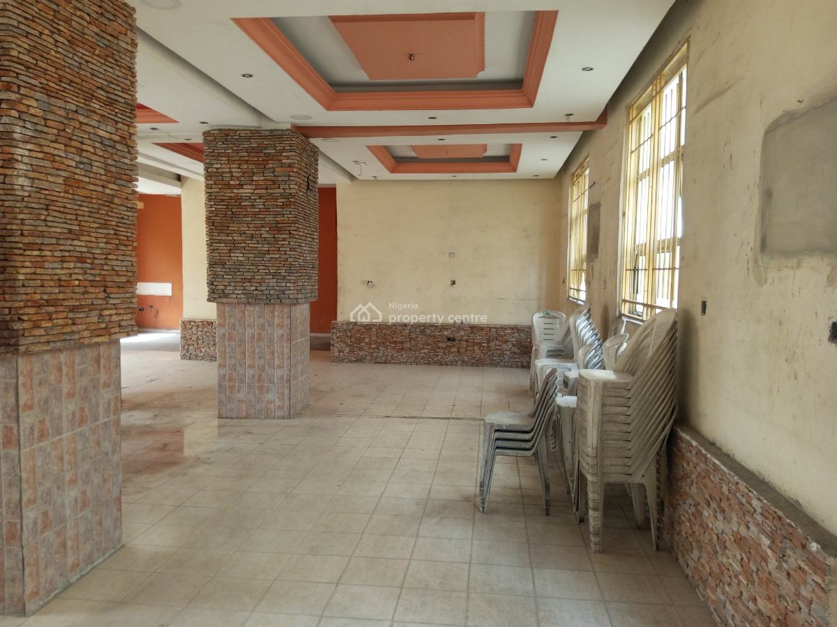 Commercial Space in a Plaza, Ajah, Lagos, Plaza / Complex / Mall for Rent