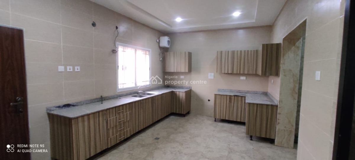 Well Maintained 4 Bedrooms Semi Detached Duplex with Bq, River Park Estate, Lugbe District, Abuja, Semi-detached Duplex for Sale