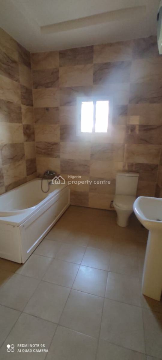 Well Maintained 4 Bedrooms Semi Detached Duplex with Bq, River Park Estate, Lugbe District, Abuja, Semi-detached Duplex for Sale