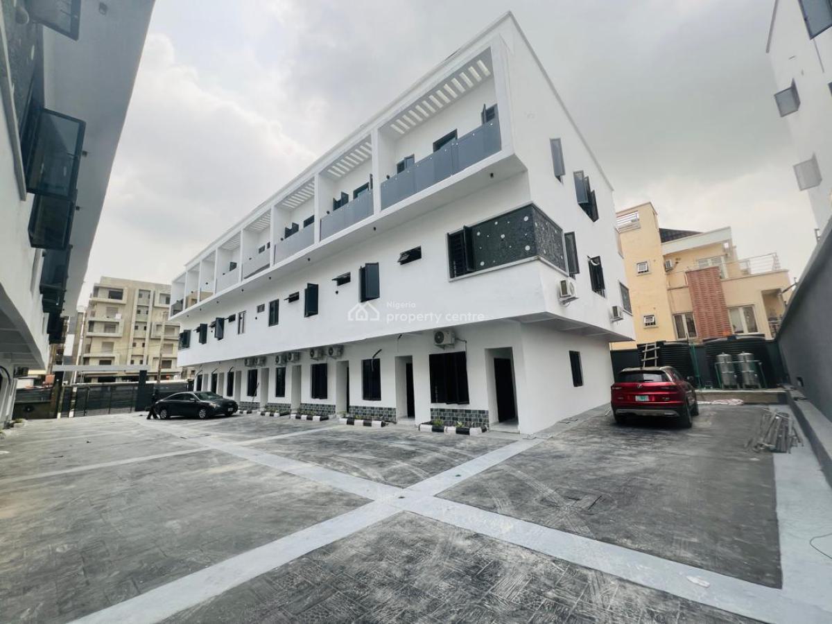 2 Bedroom Terrace Duplex with Fitted Ac, Lekki Phase 1, Lekki, Lagos, Terraced Duplex for Rent