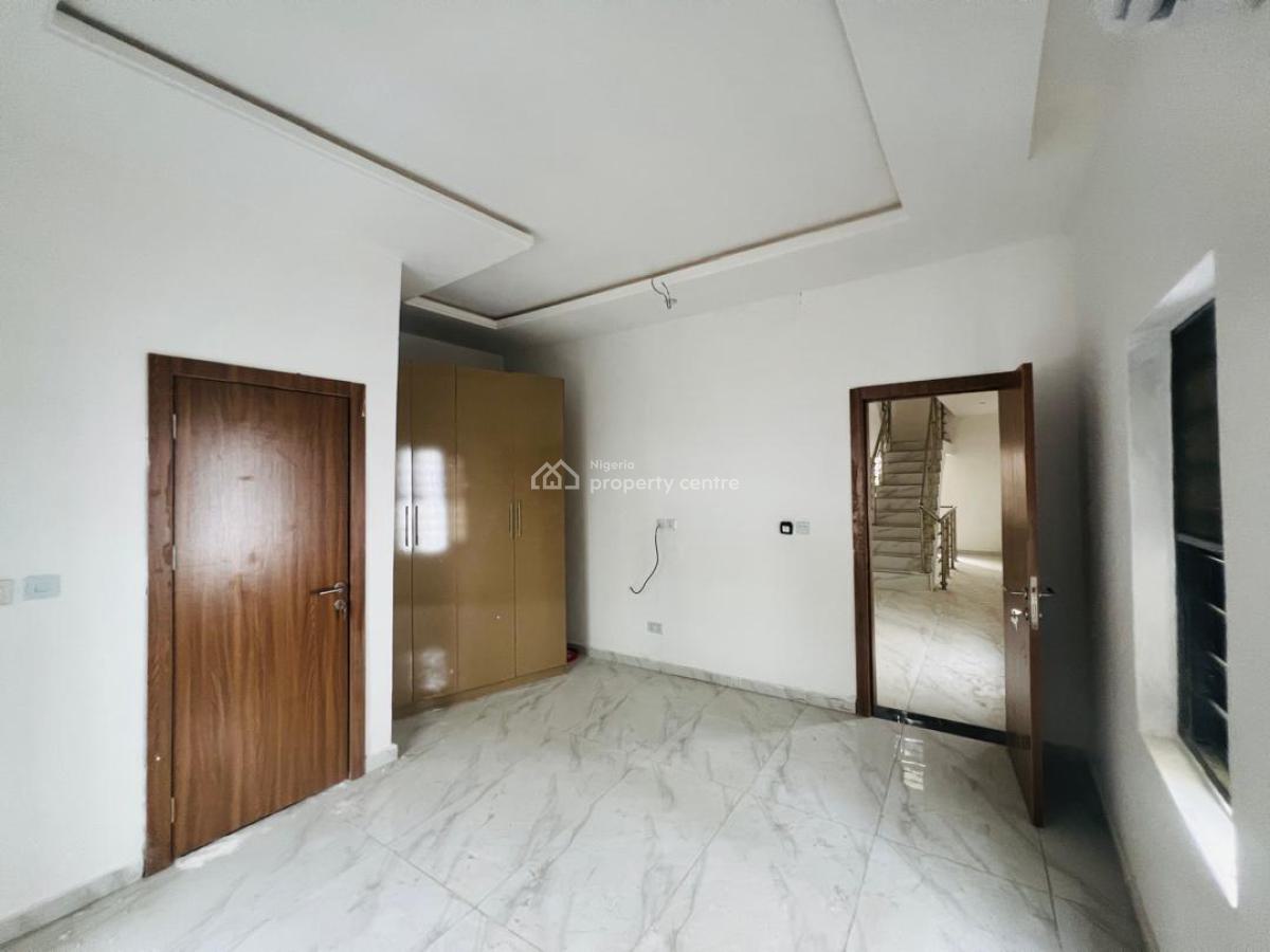 2 Bedroom Terrace Duplex with Fitted Ac, Lekki Phase 1, Lekki, Lagos, Terraced Duplex for Rent