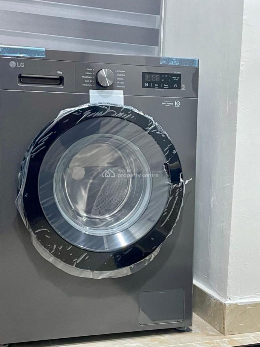 Lovely 2 Bedrooms Apartment, Gbagada, Lagos, Flat / Apartment Short Let