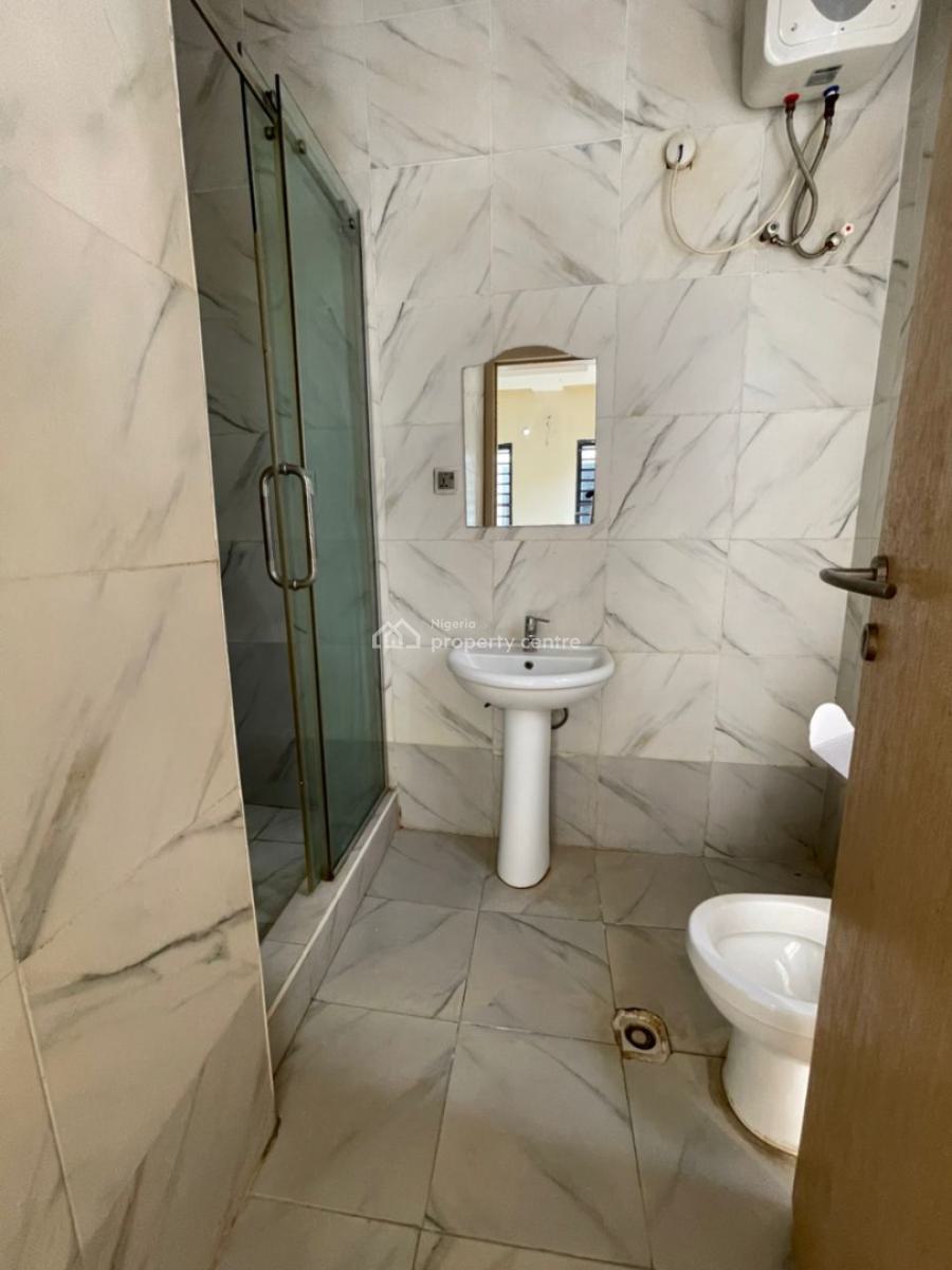 Spacious Room in a Shared Apartment, Ikota, Lekki, Lagos, House for Rent