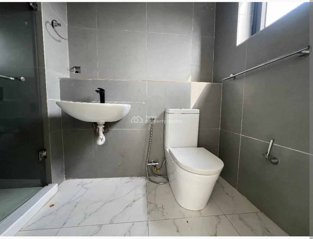 Lovely 5 Bedrooms Semi-detached House, Banana Island, Ikoyi, Lagos, House for Sale