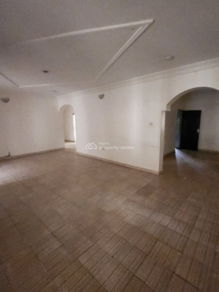 Spacious 3 Bedroom Flat, 1st Floor, Private Compound,tarred, By Hmedix, Guzape District, Abuja, Flat / Apartment for Rent