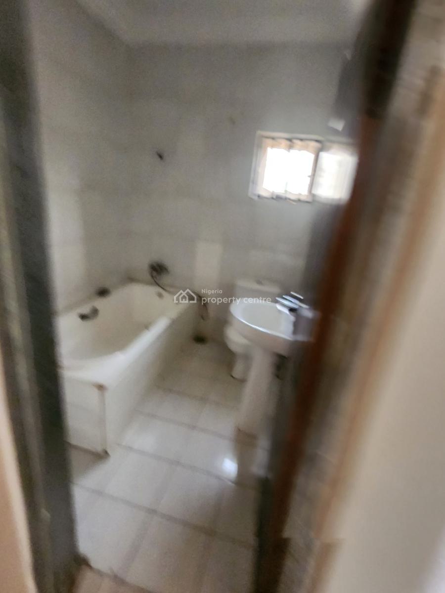 Spacious 3 Bedroom Flat, 1st Floor, Private Compound,tarred, By Hmedix, Guzape District, Abuja, Flat / Apartment for Rent