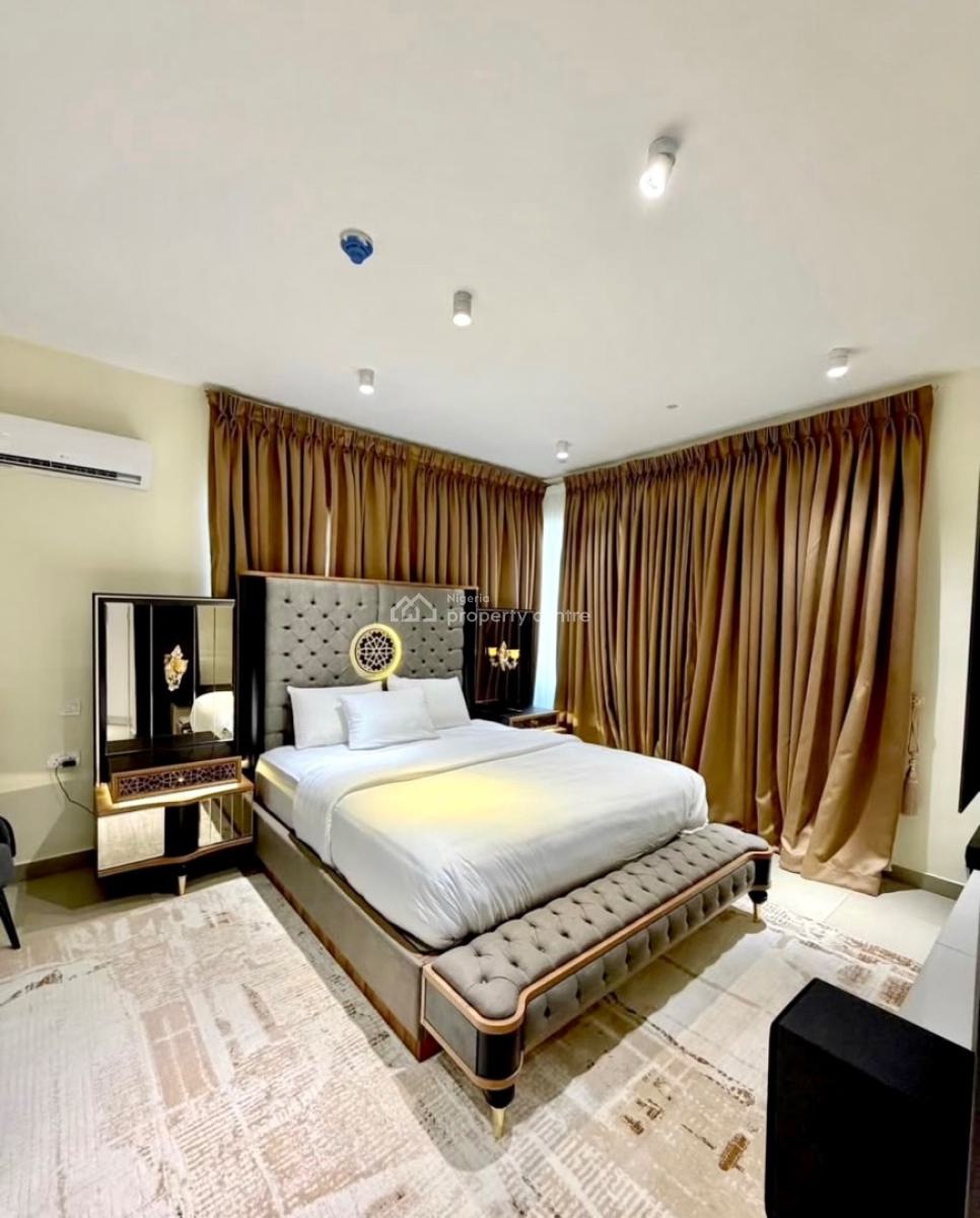 Tastefully Furnished 2 Bedroom Apartment with Swimming Pool, Lekki Phase 1, Lekki, Lagos, Flat / Apartment for Rent