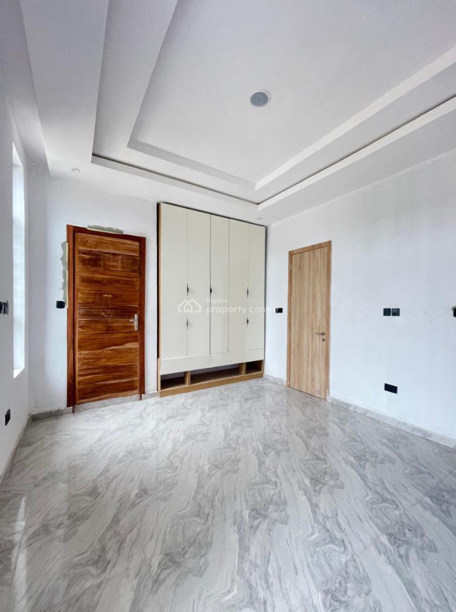 Luxury 2 Bedroom Apartment with Swimming Pool, Elevator, Ikota, Lekki, Lagos, Flat / Apartment for Sale