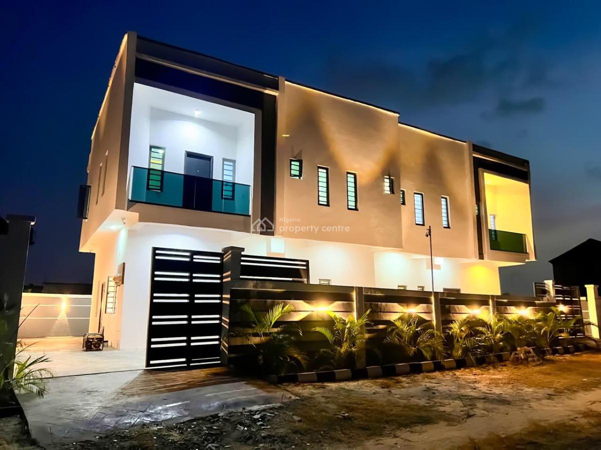 Self Compound 3 Bedroom Semi Detached Duplex with Bq, Ajah, Lagos, Semi-detached Duplex for Sale