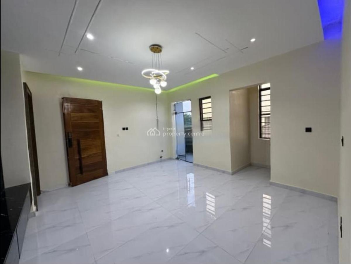 Well Finished 3 Bedroom Apartments, Lekki Phase 1, Lekki, Lagos, Flat / Apartment for Sale