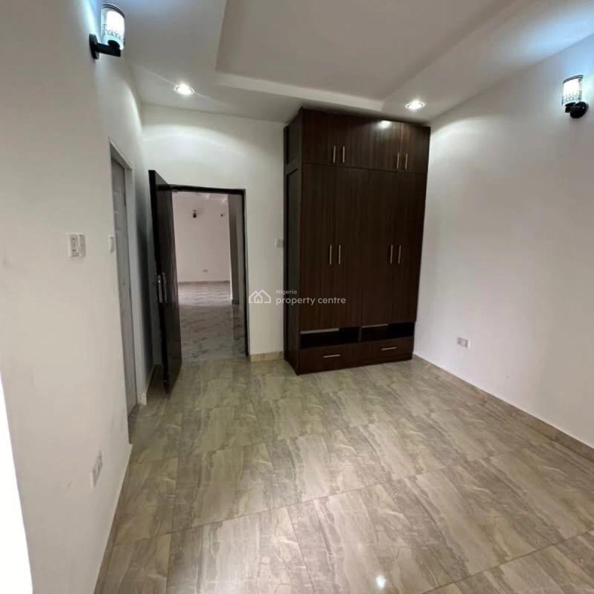 3 Bedrooms Apartment (second Floor), Wuye, Abuja, Block of Flats for Sale