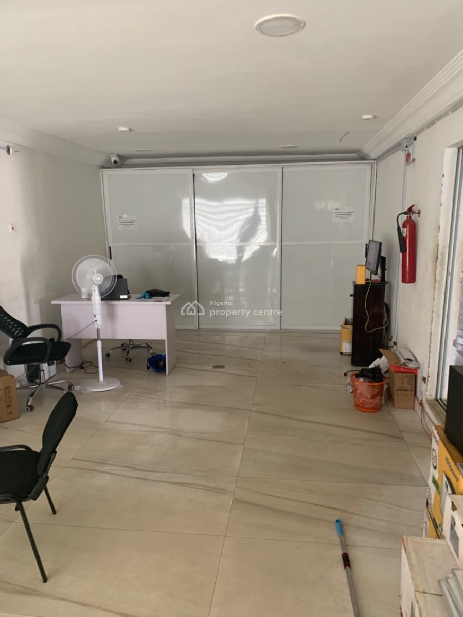 Office/shop Space on The Ground Floor, Wuse 2, Abuja, Shop for Rent