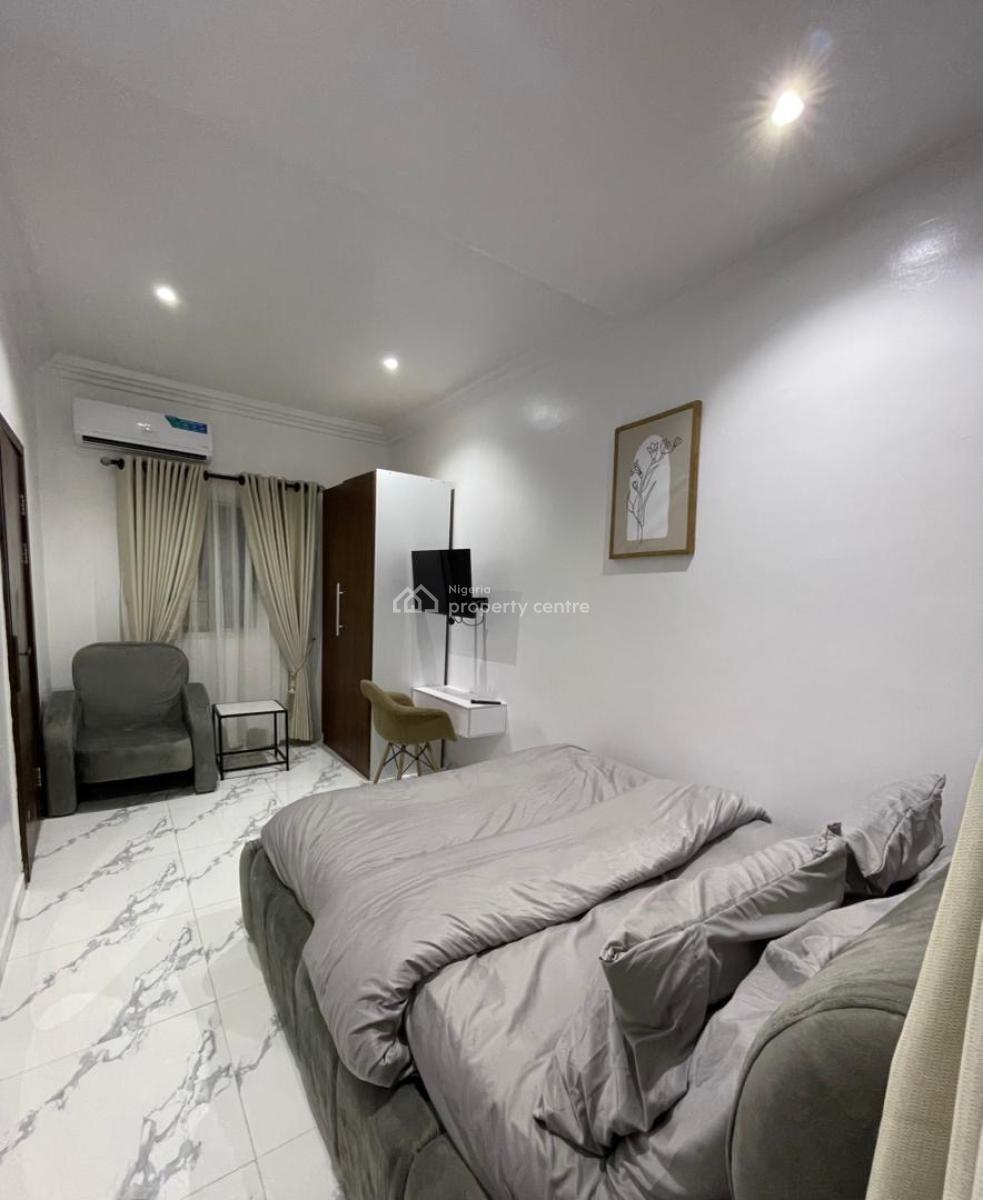 Luxury 1 Bedroom Apartment with Swimming Pool, Ikoyi, Lagos, Flat / Apartment Short Let