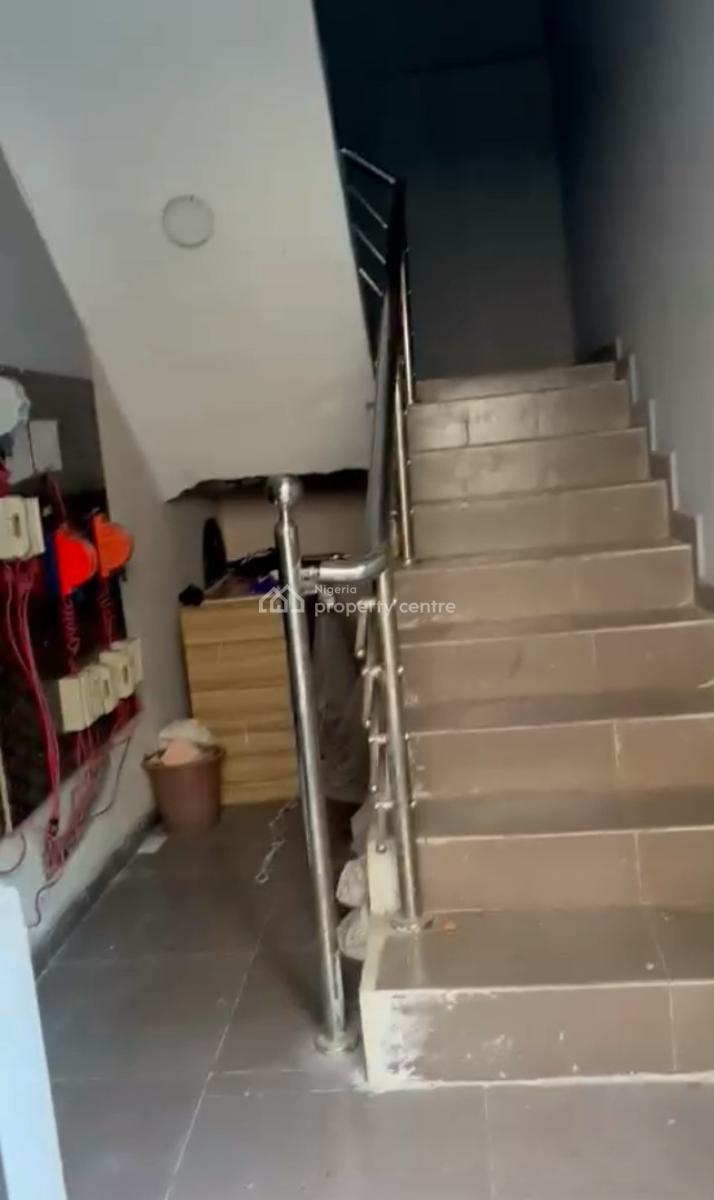 Very Spacious Mini Flat, Upstairs in a Secured Estate, Ikota, Lekki, Lagos, Mini Flat (room and Parlour) for Rent