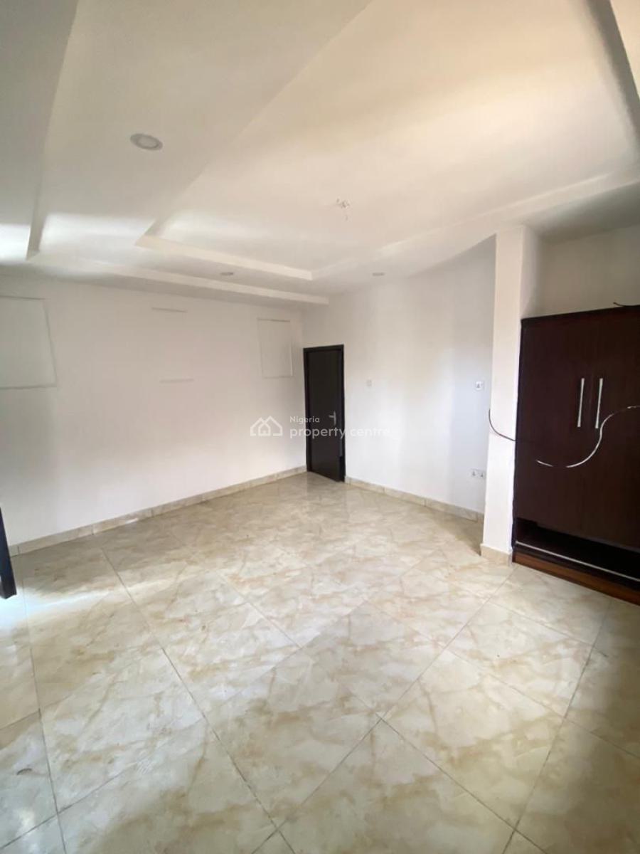 2 Bedrooms Apartments, Lekki Phase 1, Lekki, Lagos, Flat / Apartment for Rent